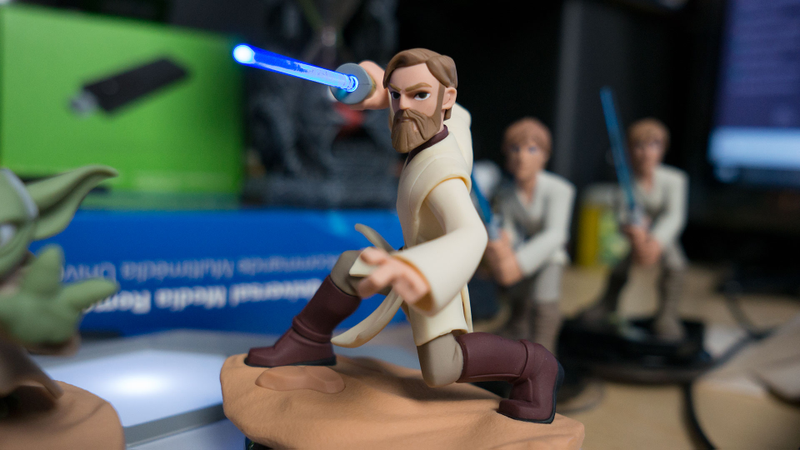 Illustration for article titled Disney Releases The Coolest Star Wars Infinity Figures In The Most Annoying Way Possible